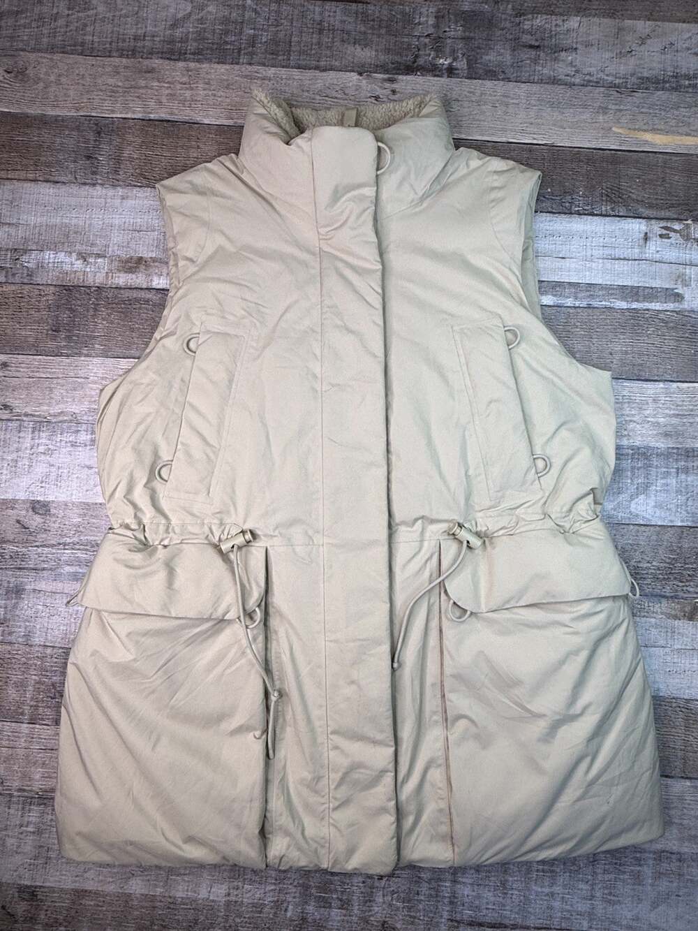 Lululemon Stretchseal Waterproof Down Vest Womens 10 Trench Tan Puffer Full Zip